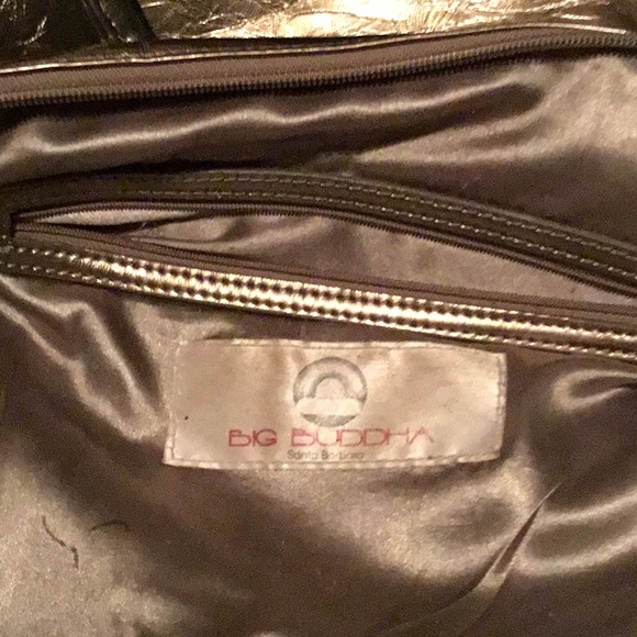 Big Budda Pewter toned purse. - Picture 3 of 4